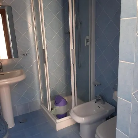 Vakantiehuis Caposchiera Sul Mare Punta Asfodeli *