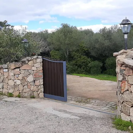 Vakantiehuis Caposchiera Sul Mare Punta Asfodeli